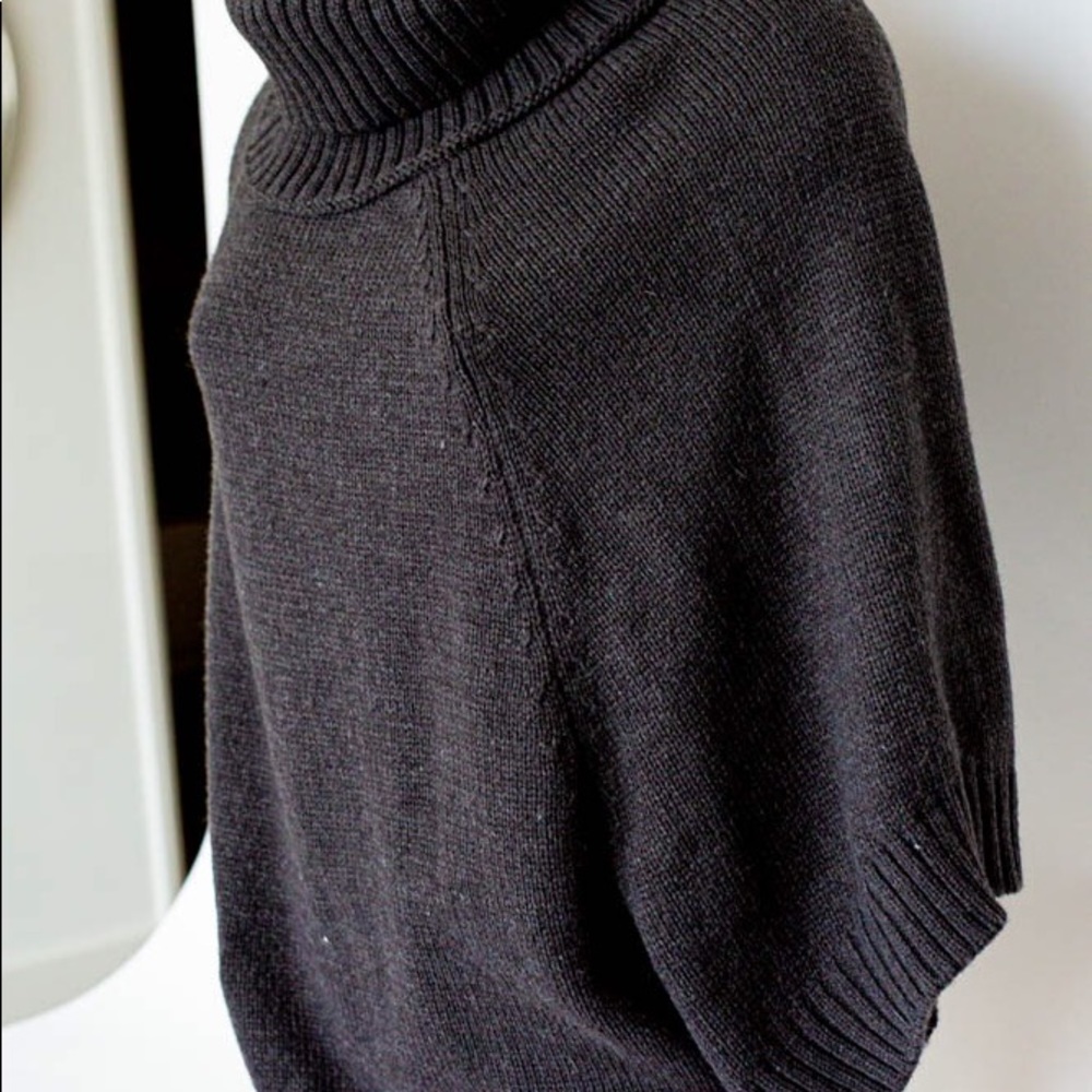 Gray Turtle Neck/Cape - image 2